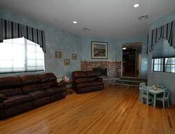  Rose Ave, Long Beach CA