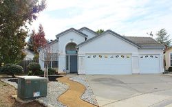 Pre-foreclosure in  SUNFIRE WAY Sacramento, CA 95826