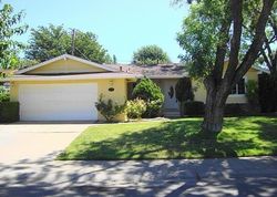 Pre-foreclosure in  NOTRE DAME DR Sacramento, CA 95826