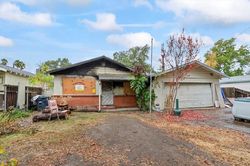 Pre-foreclosure in  OAK GROVE AVE Citrus Heights, CA 95610