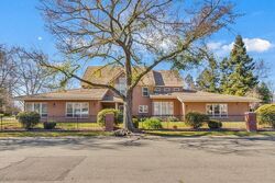 Pre-foreclosure in  FIREBIRD LN Sacramento, CA 95841