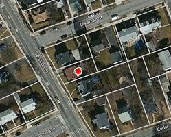 Pre-foreclosure in  WILLIAM ST Hempstead, NY 11550