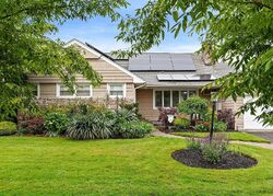 Pre-foreclosure in  CAIL DR East Rockaway, NY 11518