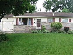 Pre-foreclosure in  JUDITH LN Struthers, OH 44471