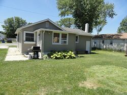 Pre-foreclosure in  E FLORIDA AVE Villas, NJ 08251