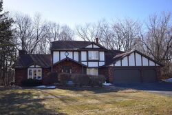 Pre-foreclosure in  MOUNTBROOKE DR Germantown, WI 53022