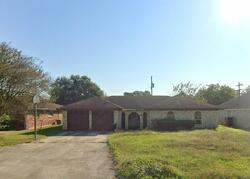 Pre-foreclosure in  FLAMINGO LN Beaumont, TX 77705