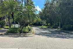 Pre-foreclosure in  LAGO VISTA DR Pompano Beach, FL 33073