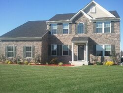 Pre-foreclosure in  LIMERICK CIR Latonia, KY 41015