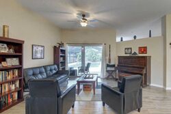 Pre-foreclosure in  YORKWOOD ST Navarre, FL 32566