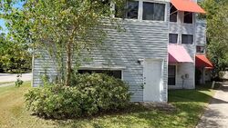 Pre-foreclosure in  E CYPRESS POINT CT Baton Rouge, LA 70809