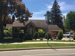 Pre-foreclosure in  WILLOW HWY Grand Ledge, MI 48837