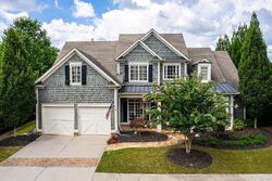 Pre-foreclosure in  WAKEFIELD HALL SQ SE Smyrna, GA 30080