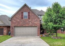 Pre-foreclosure in  S CEDAR ST Jenks, OK 74037