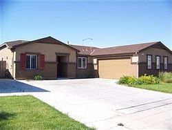 Pre-foreclosure in  E EDNA AVE Fresno, CA 93725