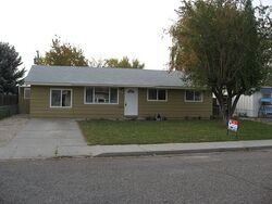 Pre-foreclosure in  S 13TH E Mountain Home, ID 83647