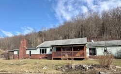  Potterbrook Rd, Westfield PA