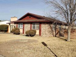 Pre-foreclosure in  AVENIDA MANANA Roswell, NM 88203