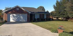 Pre-foreclosure in  SARA BETH DR Harvest, AL 35749