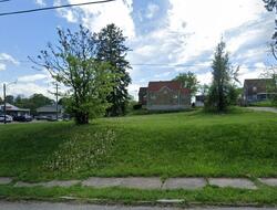 Pre-foreclosure in  MITCHELL AVE Clairton, PA 15025