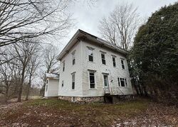 Pre-foreclosure in  OSWEGO RIVER RD Phoenix, NY 13135