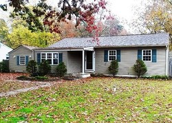 Pre-foreclosure in  KINGS LN Williamstown, NJ 08094