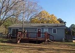 Pre-foreclosure in  MIDDLEFORD RD Seaford, DE 19973