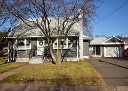 Pre-foreclosure in  SALEM RD Manchester, CT 06040