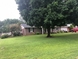 Pre-foreclosure in  TAMMY GAINES LN Huntsville, AL 35811