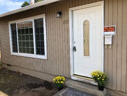 Pre-foreclosure Listing in SE 3RD AVE CANBY, OR 97013