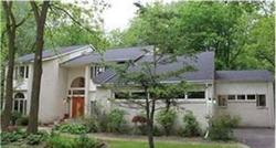 Pre-foreclosure in  FRANKLIN RD Bloomfield Hills, MI 48302