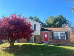 Pre-foreclosure in  STRATHAVEN LN Abingdon, MD 21009