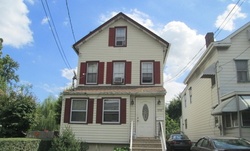 Pre-foreclosure in  MONTGOMERY ST Rahway, NJ 07065