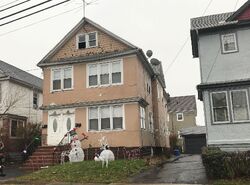 Pre-foreclosure in  WASHINGTON AVE Linden, NJ 07036