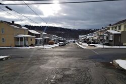  8th St, Windber PA