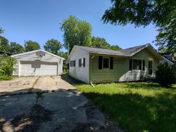 Pre-foreclosure in  KENILWORTH RD South Bend, IN 46637