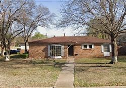 Pre-foreclosure in  MEADOWBROOK DR Fort Worth, TX 76103