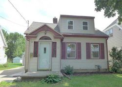 Pre-foreclosure in  LYONS AVE Lansing, MI 48910