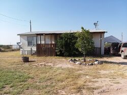 Pre-foreclosure in  W KNAGGE LN Willcox, AZ 85643