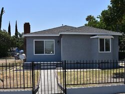 Pre-foreclosure in  W 8TH ST San Bernardino, CA 92411