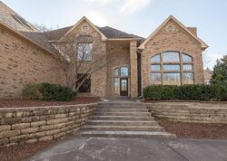  E 102nd St, Tulsa OK