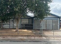 Pre-foreclosure in  DU BOIS AVE Sacramento, CA 95838