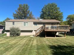 Pre-foreclosure in  SCHIRRA ST Omaha, NE 68138