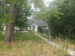 Pre-foreclosure in  31ST AVE N Minneapolis, MN 55427