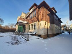 Pre-foreclosure in  N MARYLAND AVE Milwaukee, WI 53211