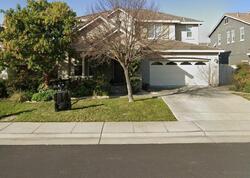 Pre-foreclosure in  JOEBAR CIR Elk Grove, CA 95757