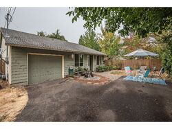 Pre-foreclosure in  SE TIBBETTS ST Portland, OR 97236