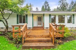 Pre-foreclosure in  VAIL CUT OFF RD SE Rainier, WA 98576