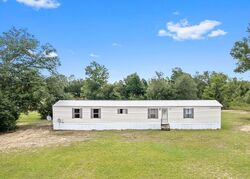 Pre-foreclosure in  Ridge Rd Fountain, FL 32438