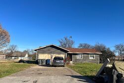 Pre-foreclosure in  E 3RD ST Lancaster, TX 75146